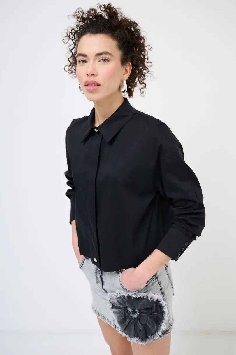 Discount KIKISIX CAMICIA CROP CON FINTONE NERO