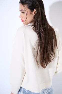 Online KIKISIX FELPA CON PIZZO SOTTO +PINZA PIUME BEIGE