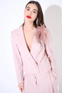 Clearance KIKISIX GIACCA CROP DOPPIO PETTO CON SPILLA PIUME TERRA