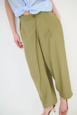 Clearance KIKISIX PANTALONE CARROT CON CINTURINO RIGA VERDE MILITARE