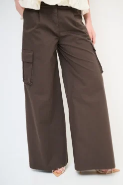 Fashion KIKISIX PANTALONE LARGO CON TASCHE MORO