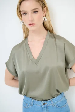 Best KIKISIX TOP SCOLLO V OVER SENZAGIRO MANICA RASO ARMY