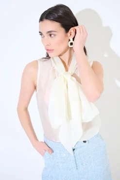 Best KIKISIX TOP SMANICATO CON MAXI FIOCCO VOILE PANNA